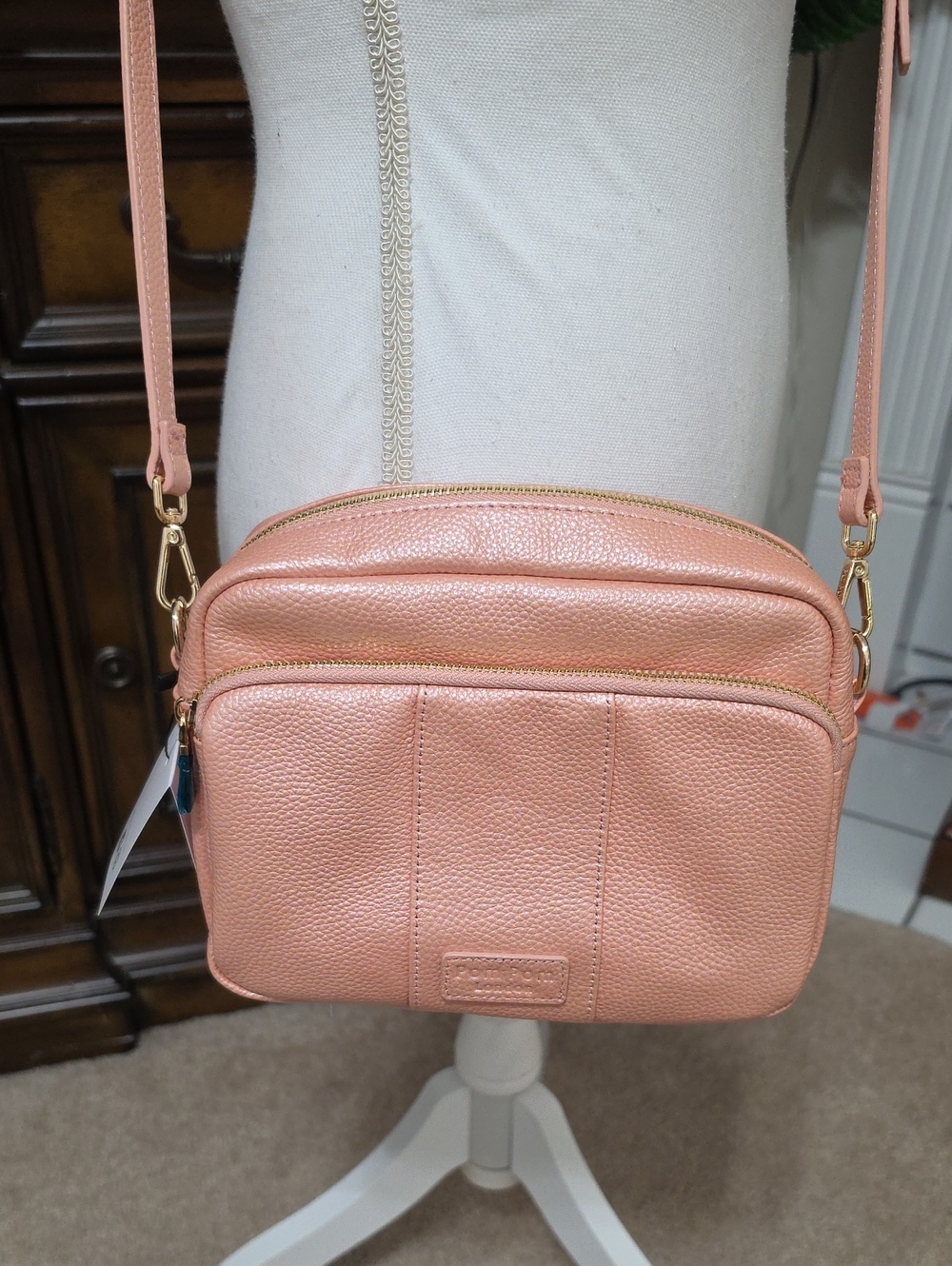 NWT Pom Pom London Pebble Leather Crossbody Bag Rose Gold Pink